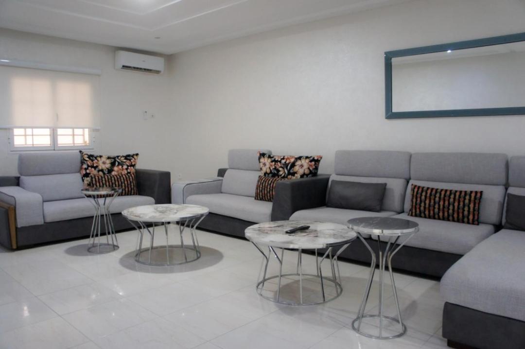 Valencia Hôtel&Appartements Nouadhibou Exterior foto